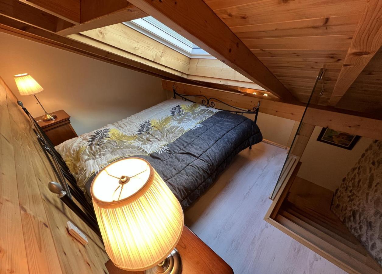 Vila La Ferme Aux Diligences Neydens Exteriér fotografie
